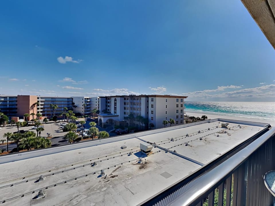View (from property/room), Balcony/Terrace, Sea view