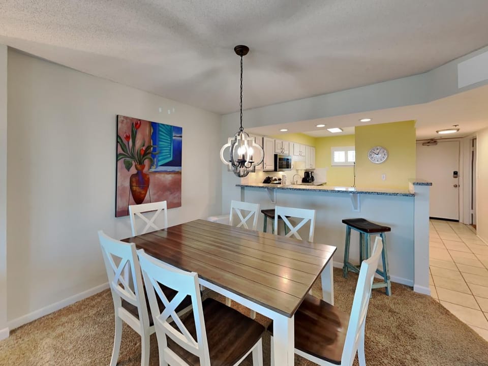 Kitchen or kitchenette, Seating area, Dining area, furniture