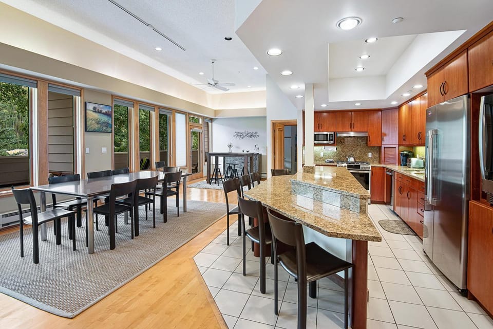 Sun Vail unit 32D House in Vail