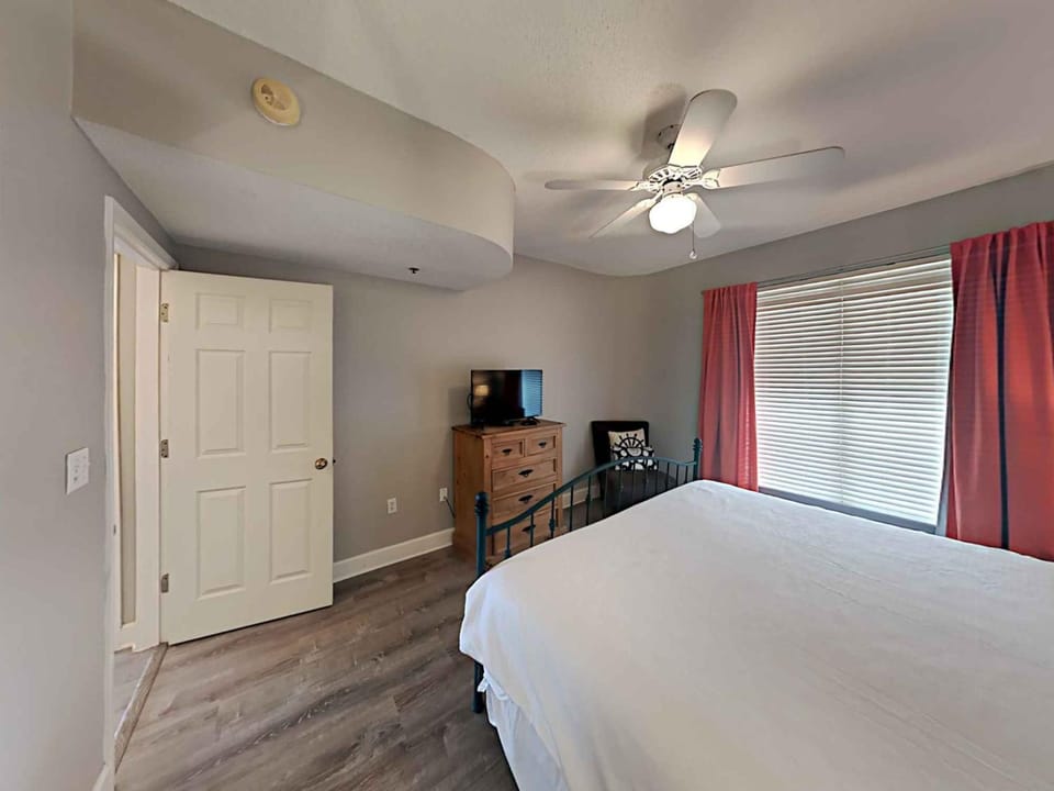 Bed, TV and multimedia, Bedroom, furniture