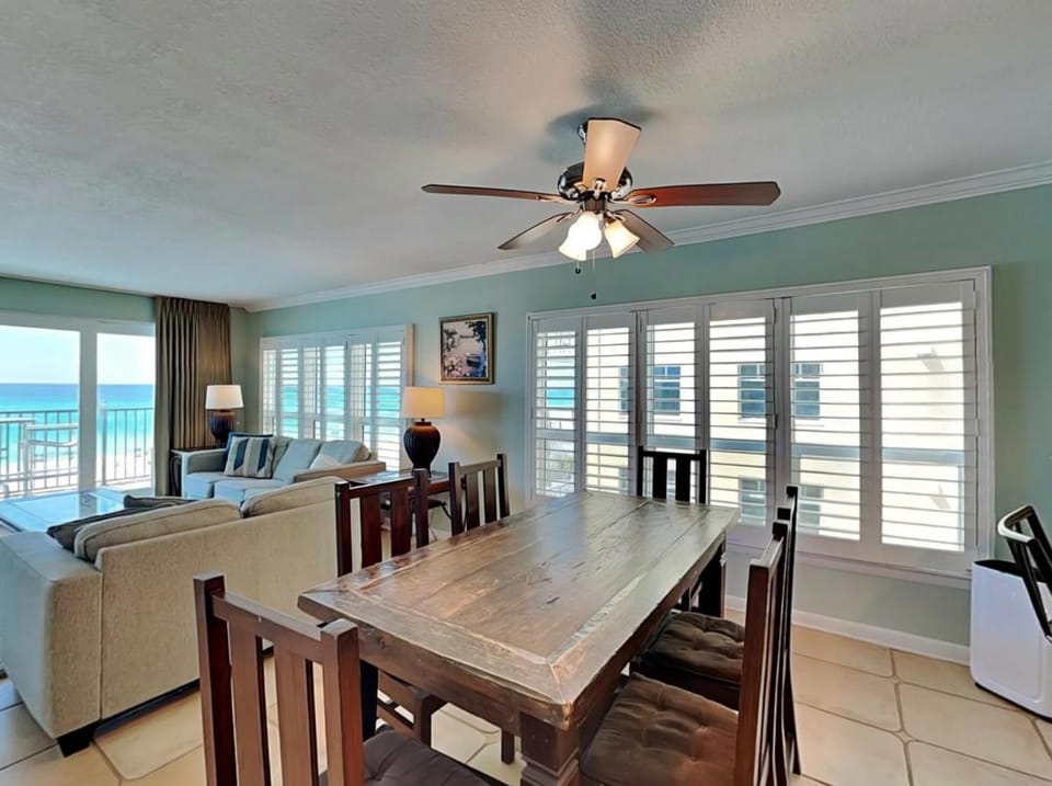 Living room, Seating area, Dining area, Sea view, furniture