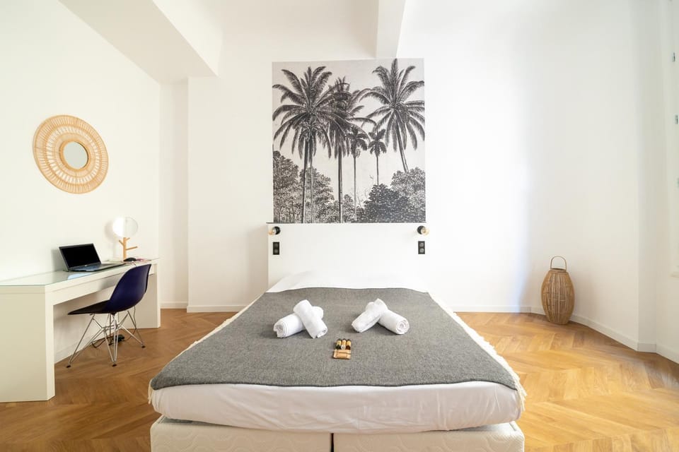 Bed, Bedroom