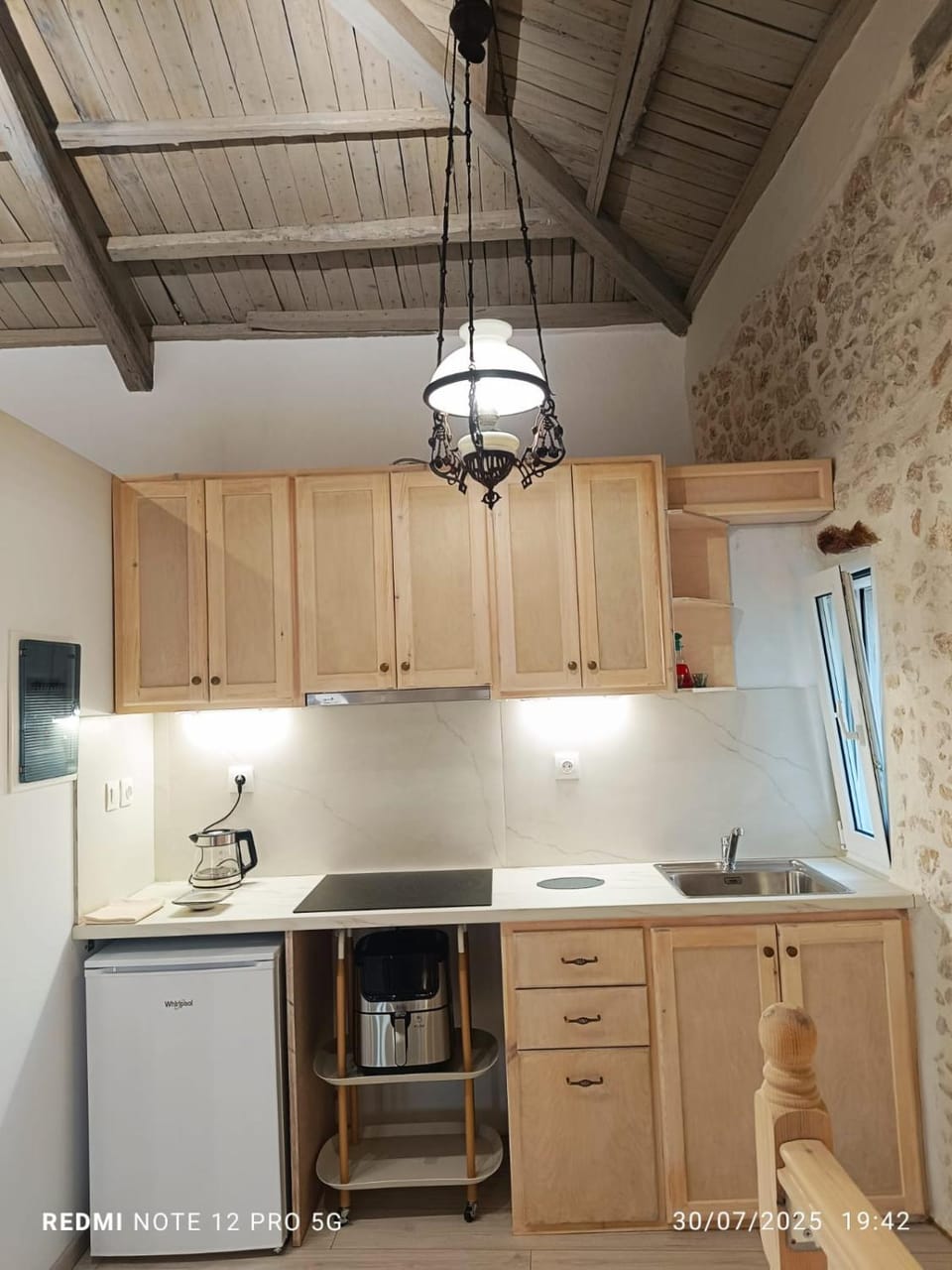 Kitchen or kitchenette, stove, kitchen, kitchen