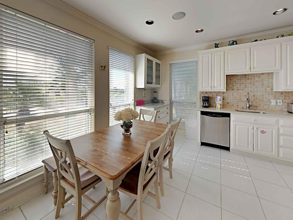 Kitchen or kitchenette, Dining area, dishwasher, furniture, microwave, kitchen