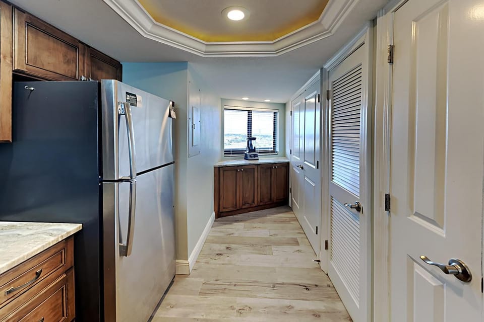 View (from property/room), Kitchen or kitchenette, kitchen