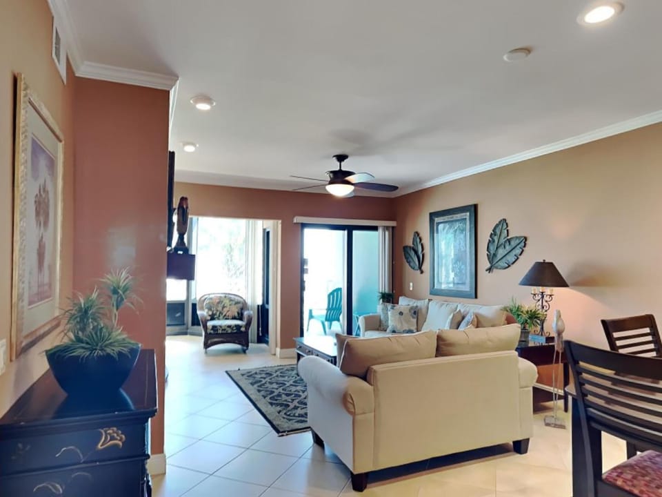 Balcony/Terrace, Living room, Seating area, Sea view, furniture