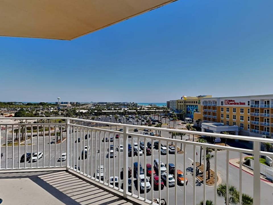 Balcony/Terrace, City view, Sea view