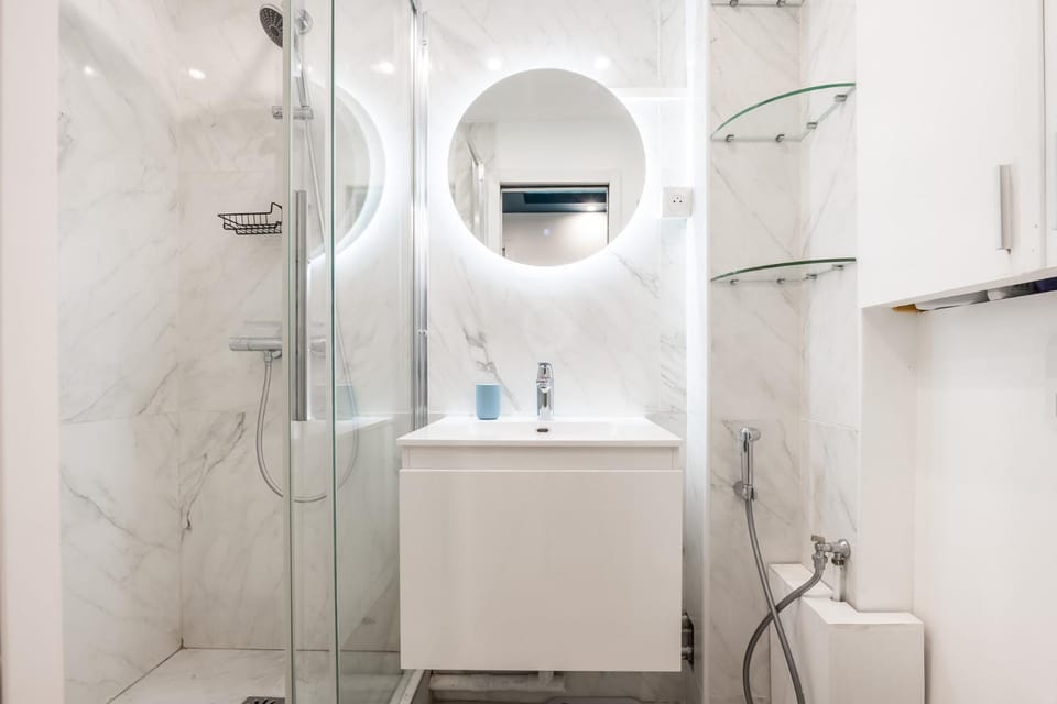 Toilet, Bathroom