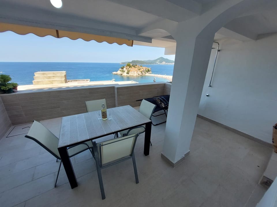 Balcony/Terrace, Seating area, Sea view