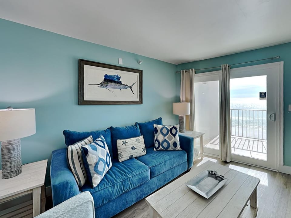 TV and multimedia, Balcony/Terrace, Living room, Seating area, Sea view, furniture