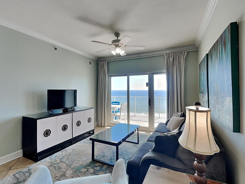 TV and multimedia, Balcony/Terrace, Living room, Seating area, Sea view