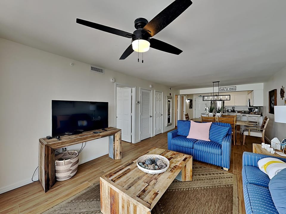 Pelican Beach #1714 Apartment in Destin