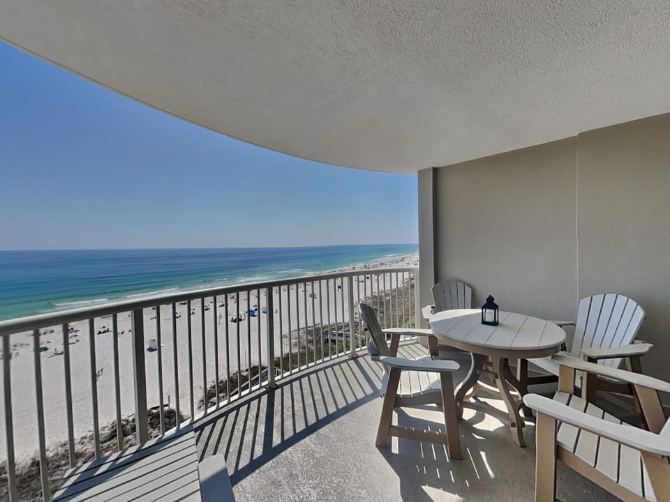 Balcony/Terrace, Seating area, Beach, Sea view, furniture