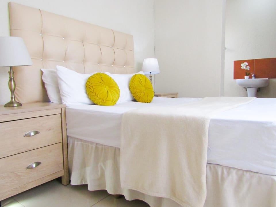 Khaya Guesthouse Bed and Breakfast in Gauteng