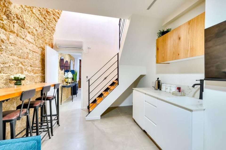 David & Yossef Luxury Rentals - Tel Aviv House Residence Apartment in Tel Aviv-Yafo