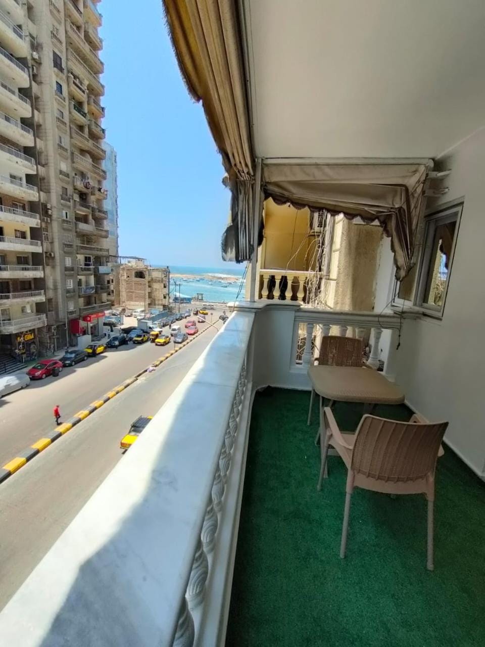 Luxury 3 bedroom Apartment with a great Seaview Apartment in Alexandria