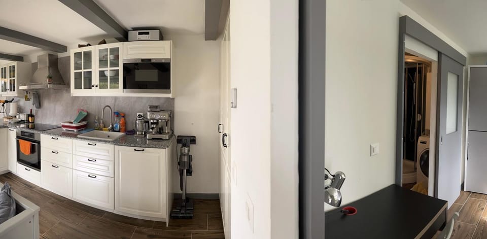 Bathroom, Seating area, Bedroom, kitchen