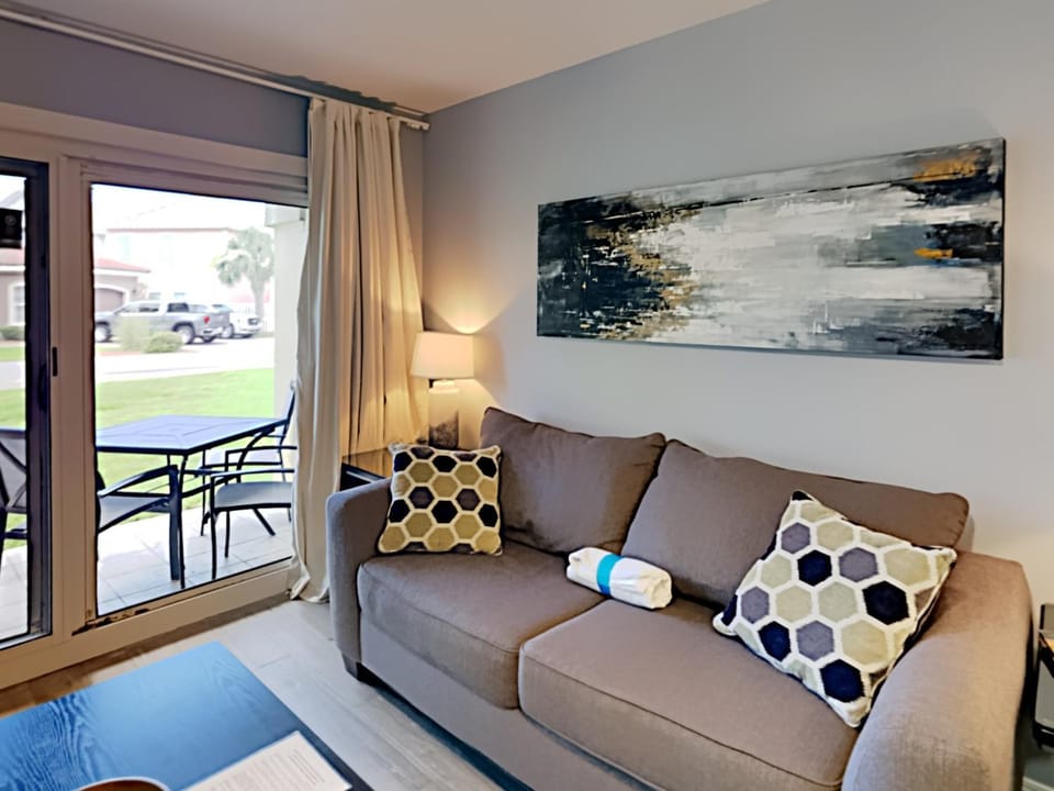 Patio, Living room, Seating area, furniture