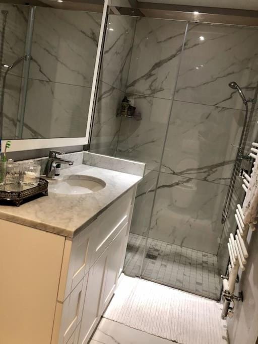 Single family house with lake view in Carona House in Lugano