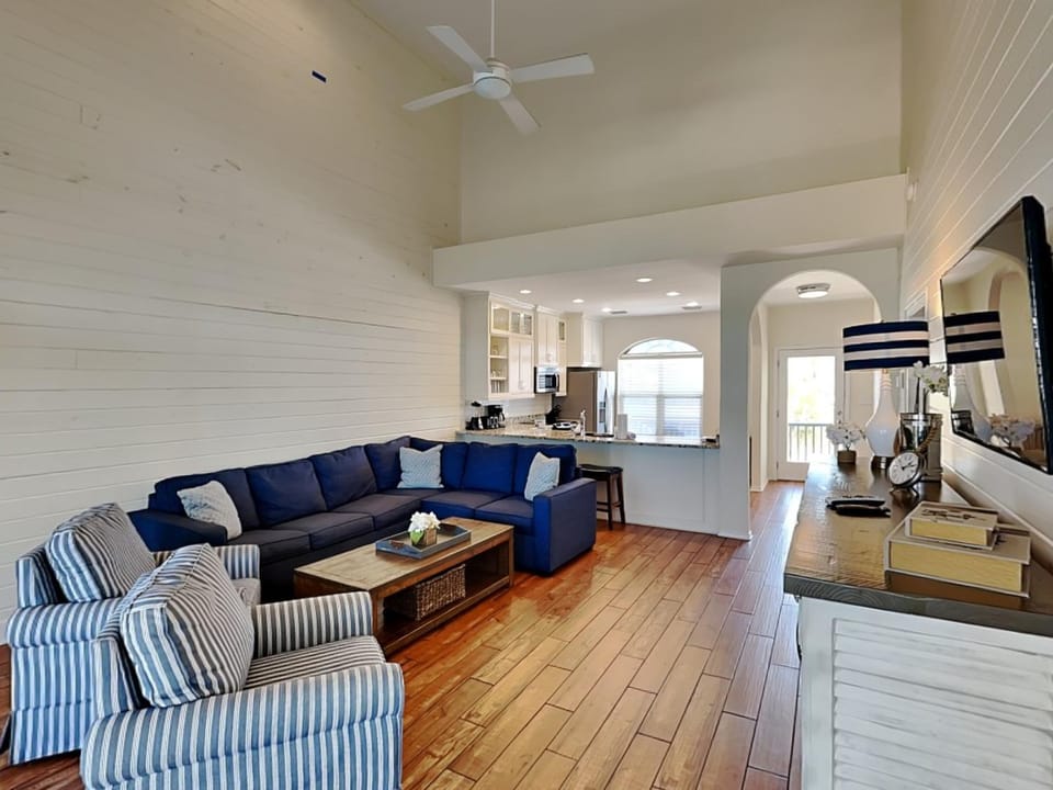 Kitchen or kitchenette, Living room, Seating area, furniture