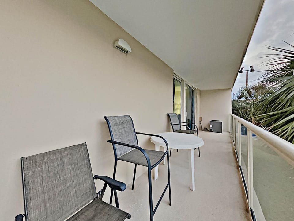 Balcony/Terrace, Seating area, furniture, air conditioner