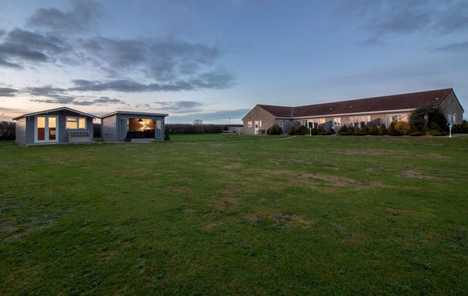 Property building, Natural landscape, Garden, Garden view