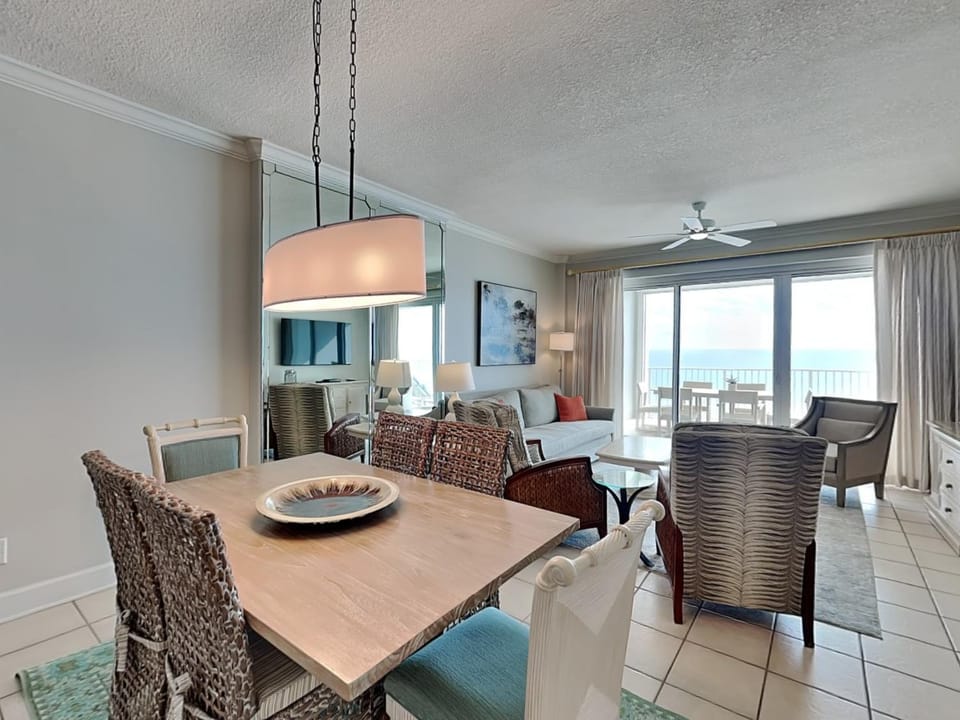Balcony/Terrace, Living room, Seating area, Dining area, Sea view, furniture