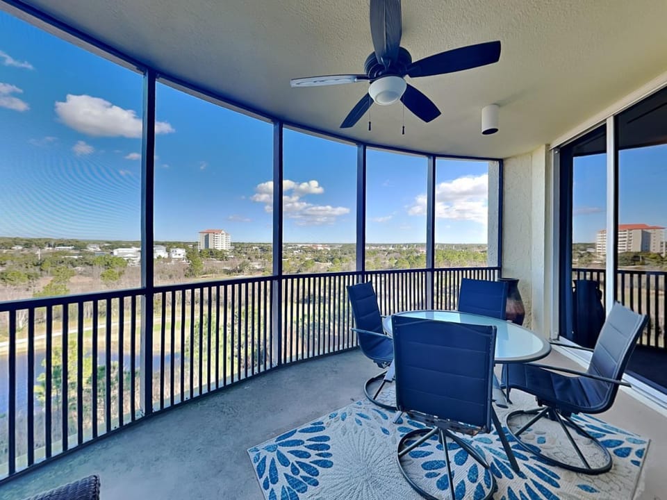 Balcony/Terrace, Seating area, Dining area, City view