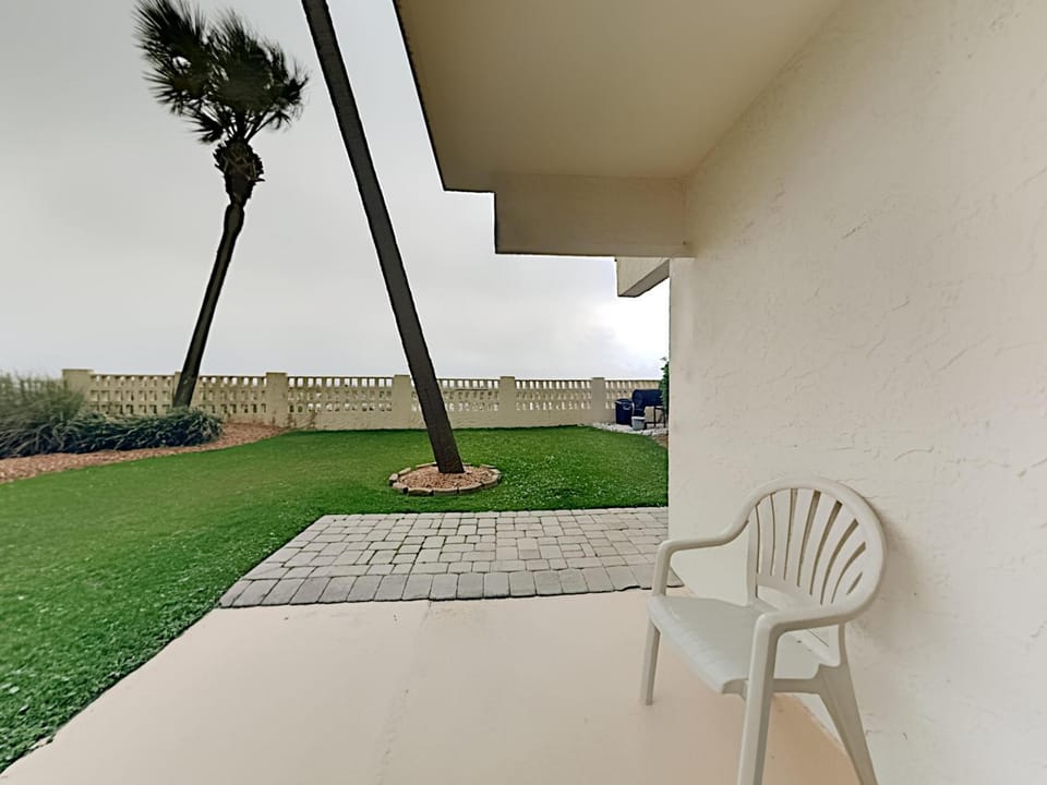 Patio, Garden, Seating area