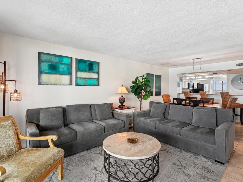 Living room, Seating area, Dining area, furniture, air conditioner