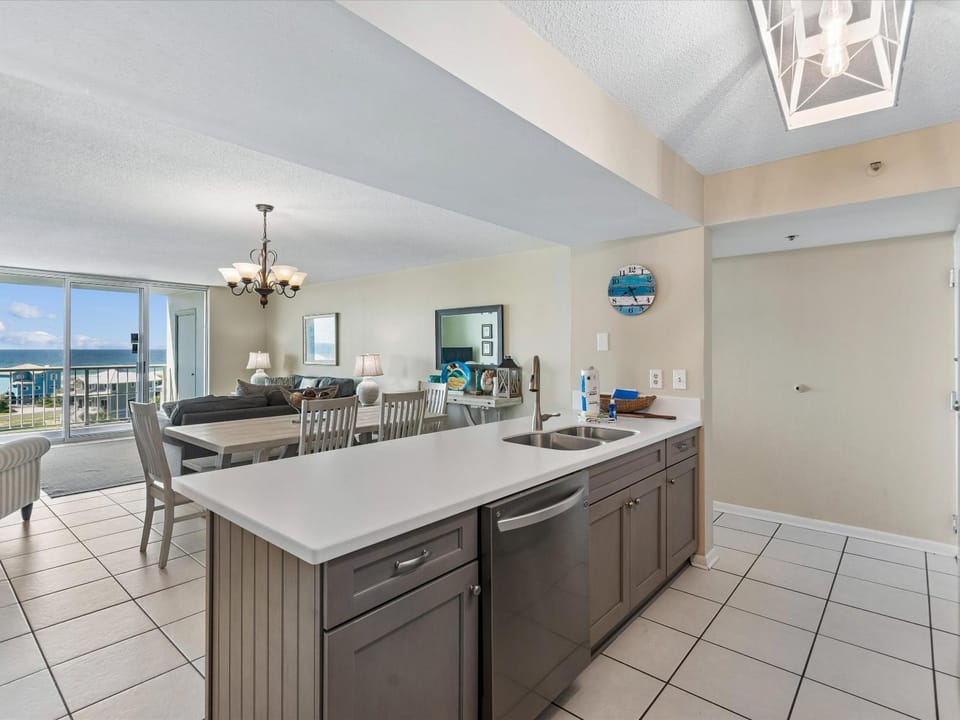 Balcony/Terrace, Kitchen or kitchenette, Living room, Seating area, Dining area, Sea view, furniture