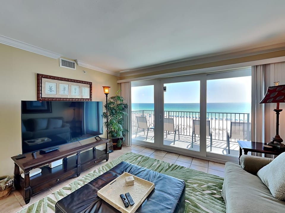 TV and multimedia, Balcony/Terrace, Living room, Seating area, Beach, Sea view