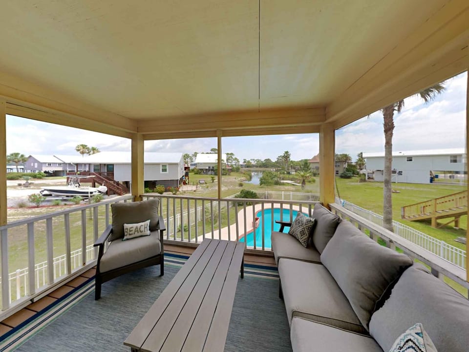Balcony/Terrace, Seating area, Lake view, Sea view