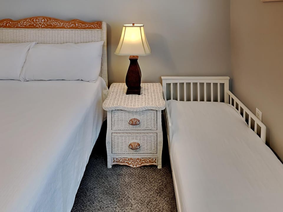 Bed, Bedroom, furniture