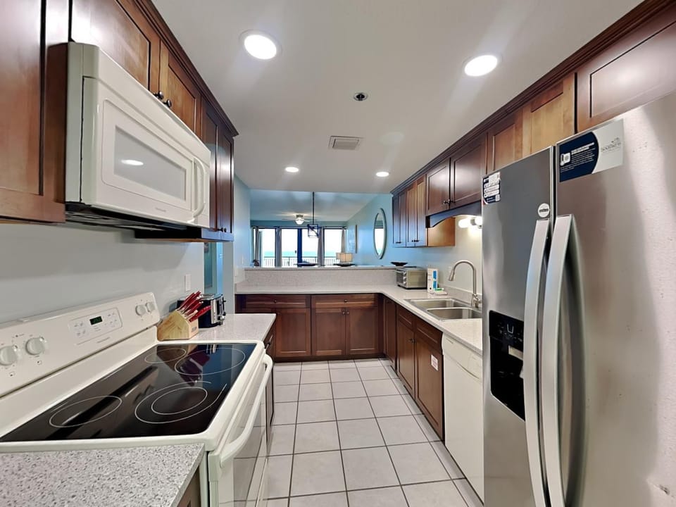 Navarre Towers #203 Apartment in Pensacola Beach
