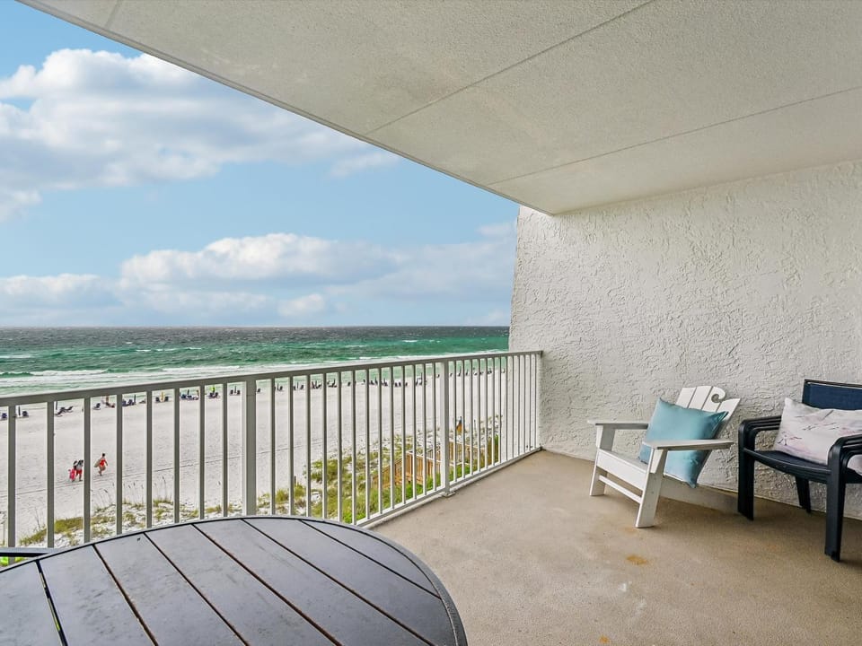 Balcony/Terrace, Seating area, Beach, Sea view