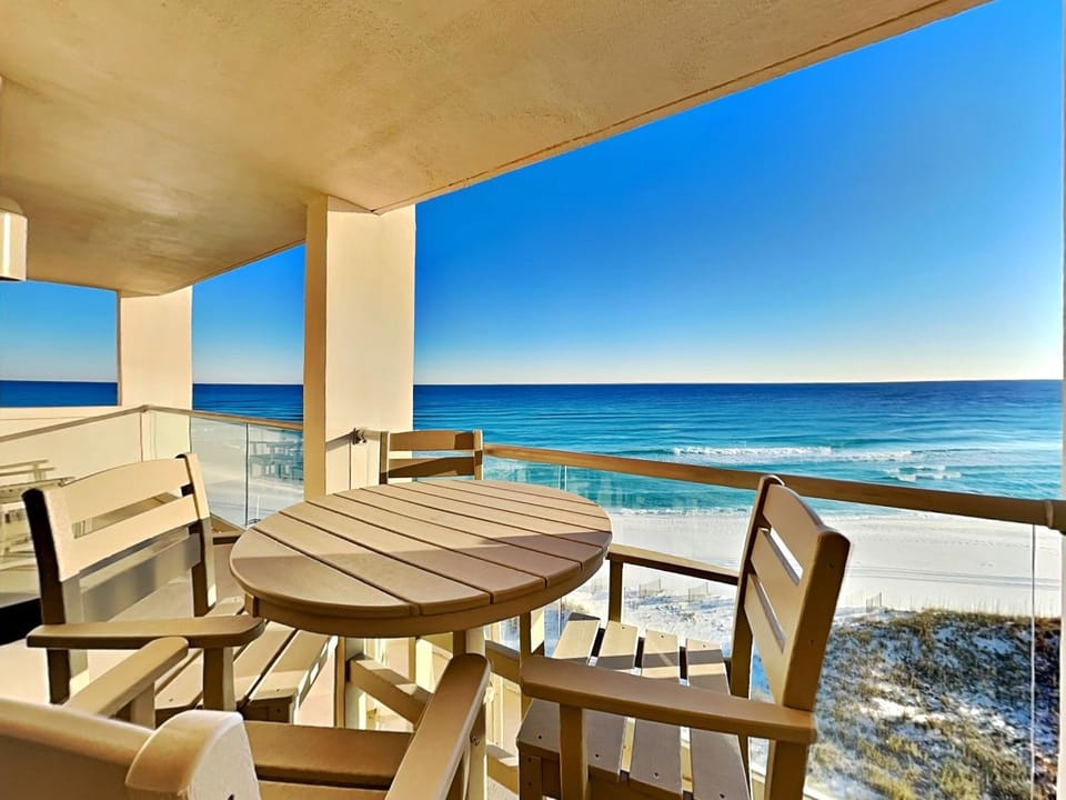 Balcony/Terrace, Seating area, Dining area, Sea view