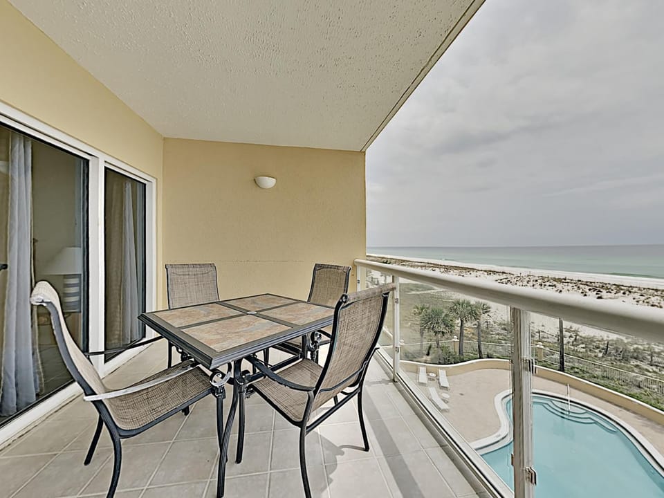 Balcony/Terrace, Seating area, Beach, Pool view, Sea view