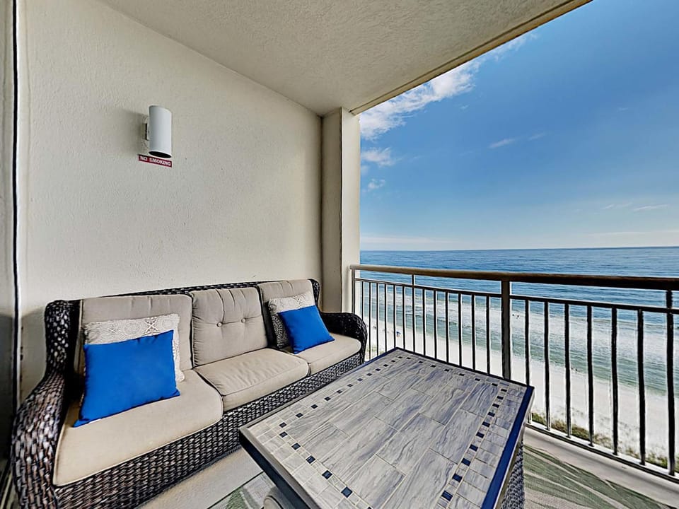 Balcony/Terrace, Seating area, Sea view