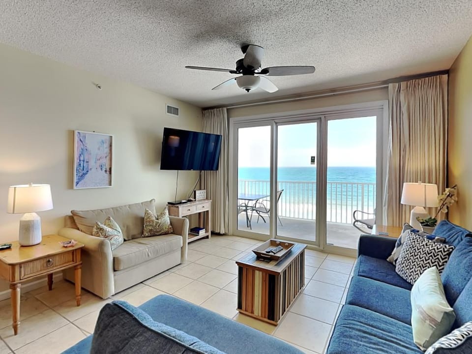 TV and multimedia, Balcony/Terrace, Living room, Seating area, Sea view