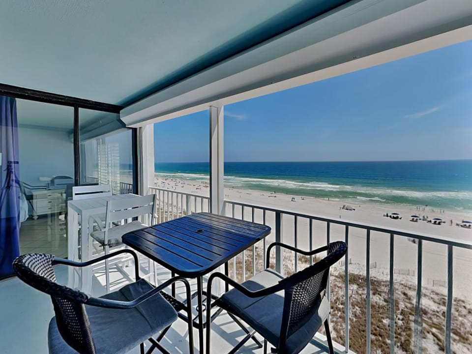 Balcony/Terrace, Seating area, Beach, Sea view