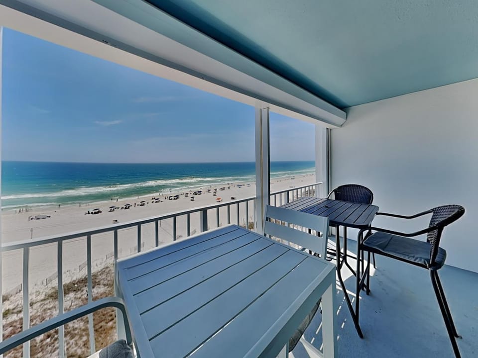 Balcony/Terrace, Seating area, Beach, Sea view