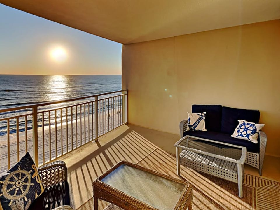 Balcony/Terrace, Sea view, Sunrise