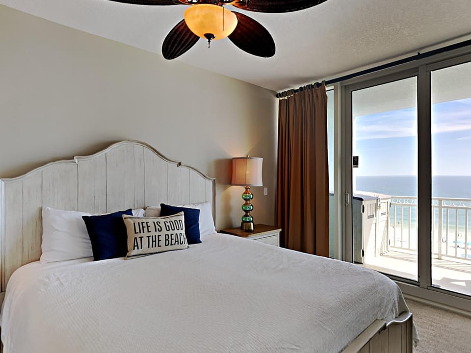 Bed, Balcony/Terrace, Beach, Bedroom, Sea view