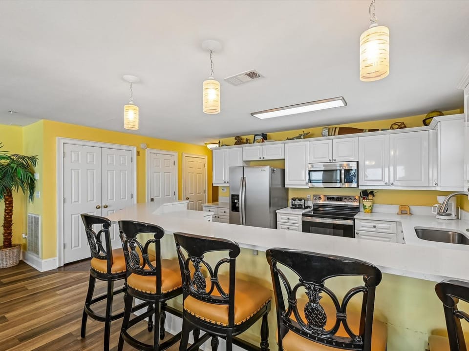 Kitchen or kitchenette, microwave, oven, stove, kitchen