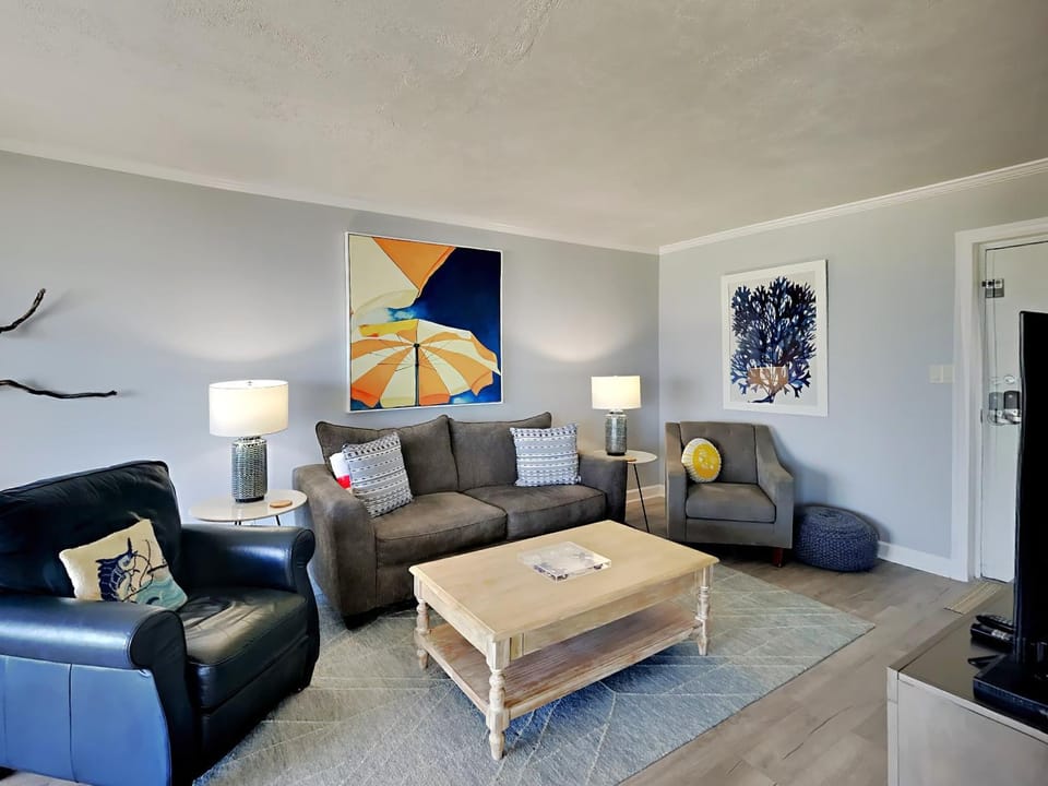 Living room, Seating area, furniture
