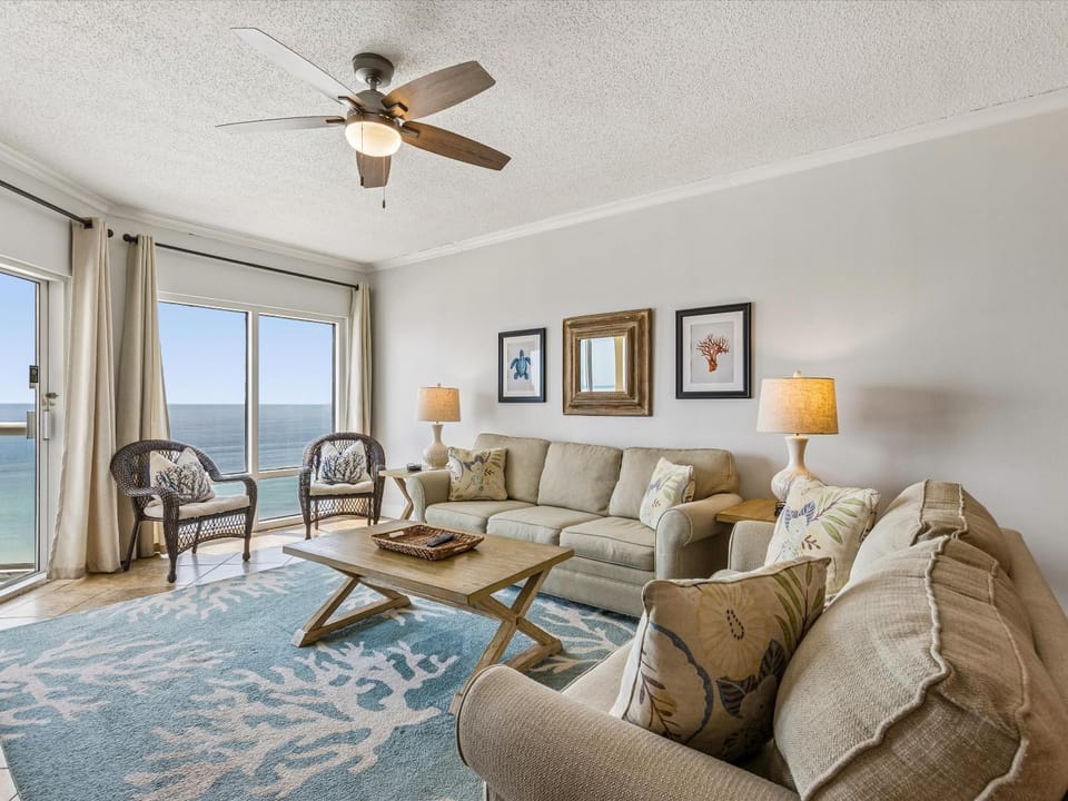 View (from property/room), Balcony/Terrace, Living room, Seating area, Sea view, furniture