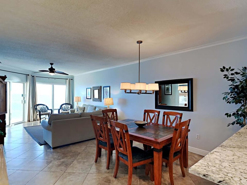 Emerald Isle #1406 Apartment in Pensacola Beach