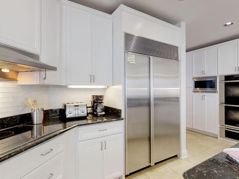 Kitchen or kitchenette, microwave, oven, stove, toaster, kitchen
