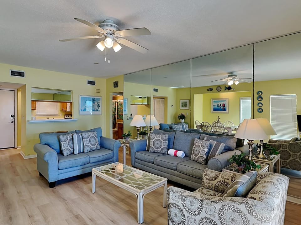 Kitchen or kitchenette, Living room, Seating area, Dining area, furniture, air conditioner